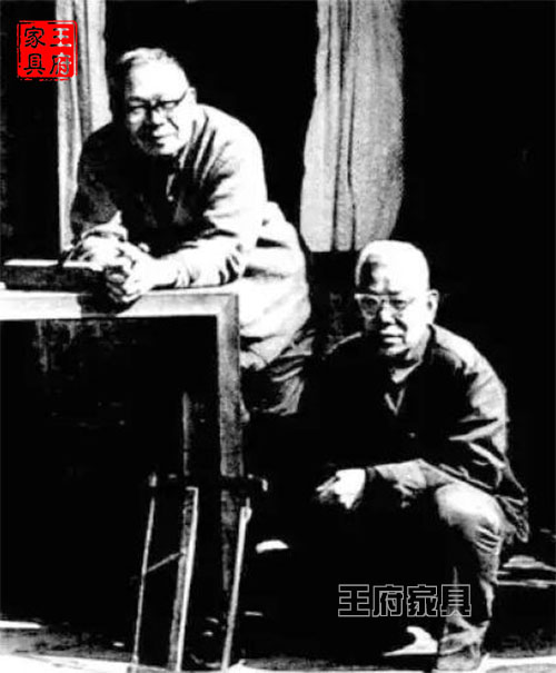 王世襄（左）与老木匠祖连朋师傅